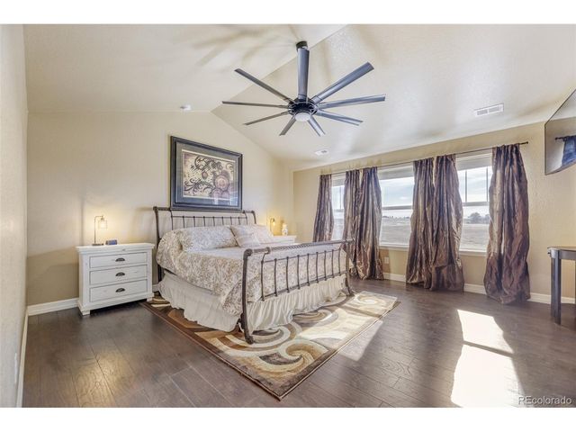 8247 S Country Club Pkwy, Aurora, CO 80016