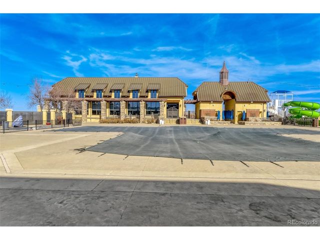 8247 S Country Club Pkwy, Aurora, CO 80016