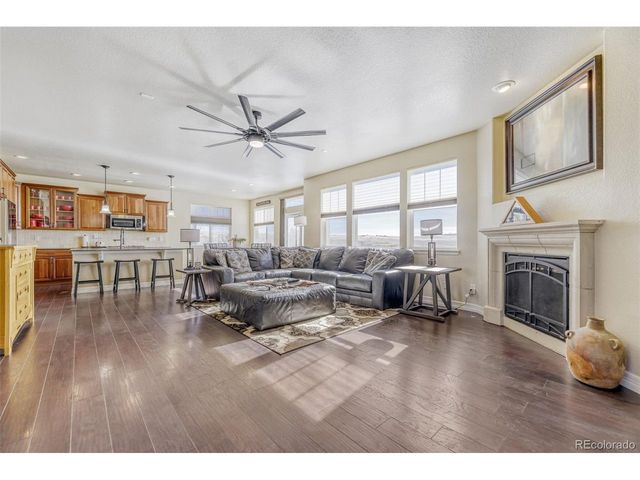 8247 S Country Club Pkwy, Aurora, CO 80016