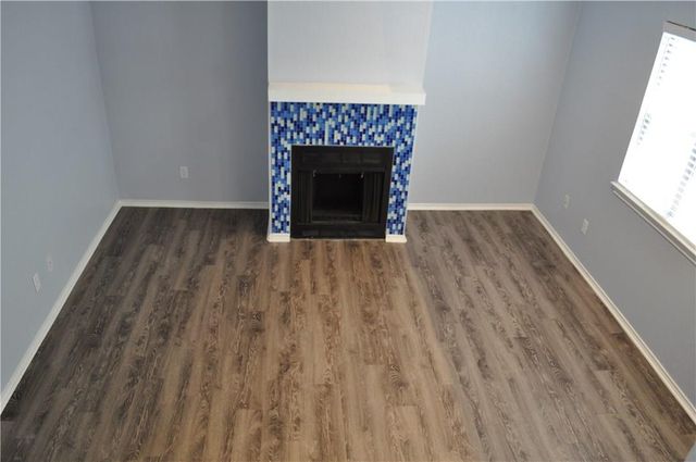 706 W 22nd ST W 305, Austin, TX 78705