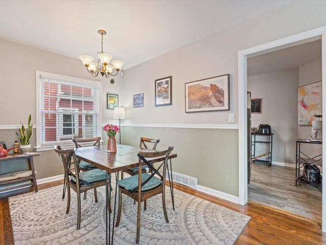 1204 W Lombard Street, Davenport, IA 52804