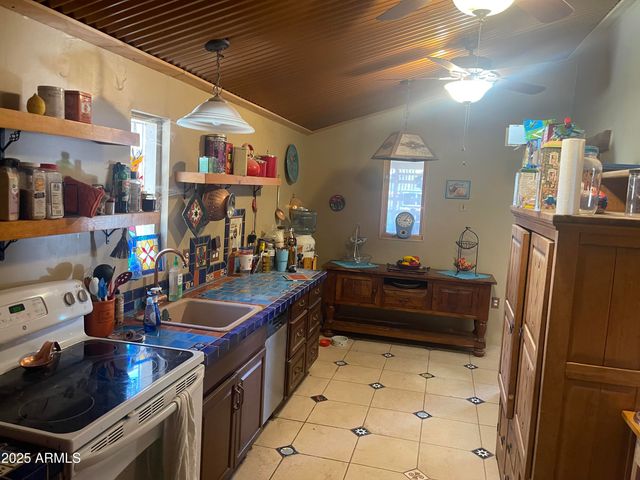 94 W 12TH Street, Florence, AZ 85132