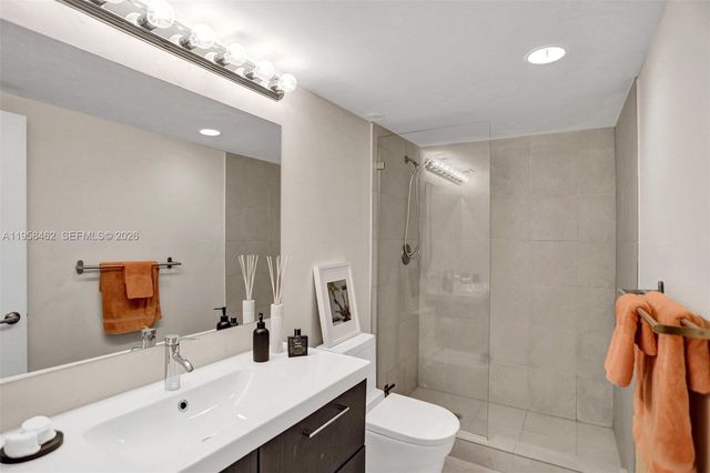 19390 Collins Avenue 302A, Sunny Isles Beach, FL 33160