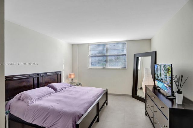 19390 Collins Avenue 302A, Sunny Isles Beach, FL 33160