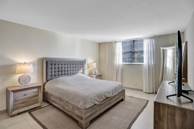 19390 Collins Avenue 302A, Sunny Isles Beach, FL 33160