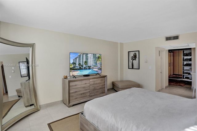19390 Collins Avenue 302A, Sunny Isles Beach, FL 33160