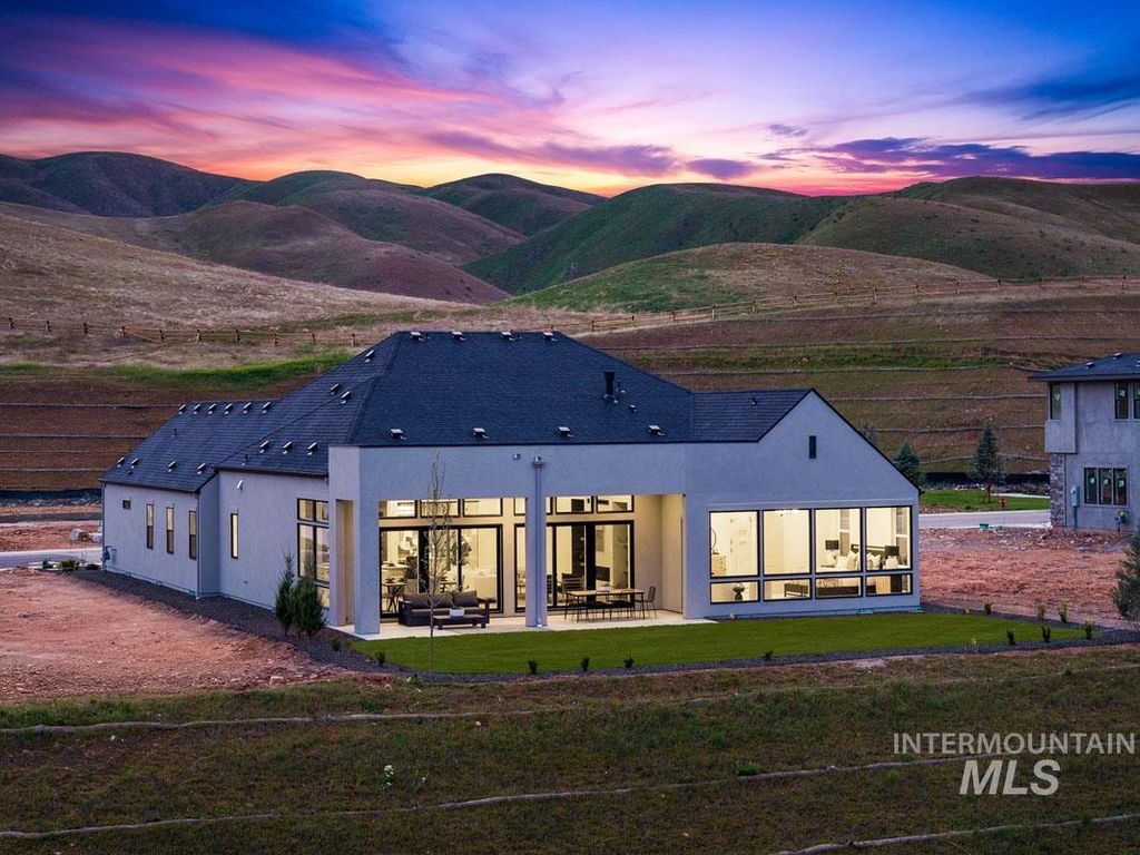 6177 E Prominence, Boise, ID 83716 photo 2