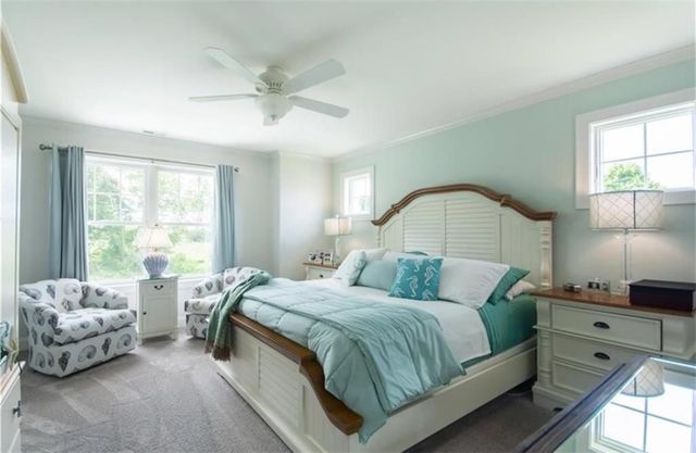 10 Julia Court, Middletown, RI 02842