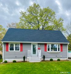40 Kennedy Drive, New Britain, CT 06051