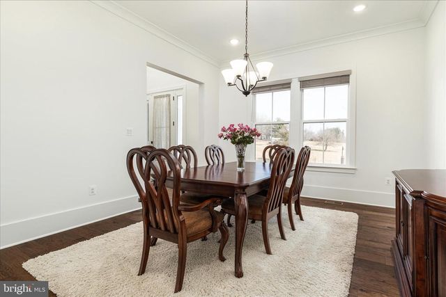 40452 WINDYHILL FARMS DR, Aldie, VA 20105