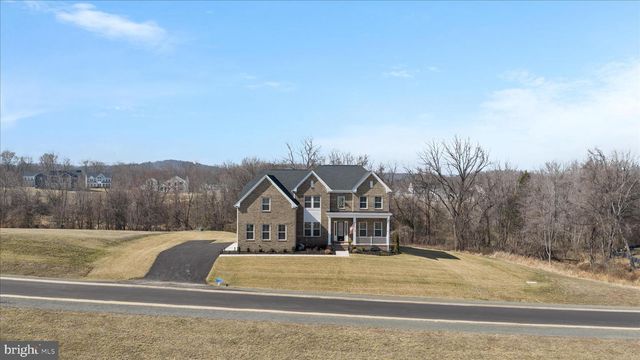 40452 WINDYHILL FARMS DR, Aldie, VA 20105