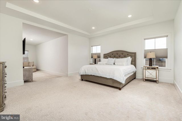 40452 WINDYHILL FARMS DR, Aldie, VA 20105