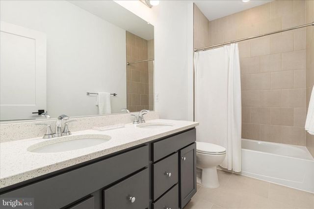 40452 WINDYHILL FARMS DR, Aldie, VA 20105