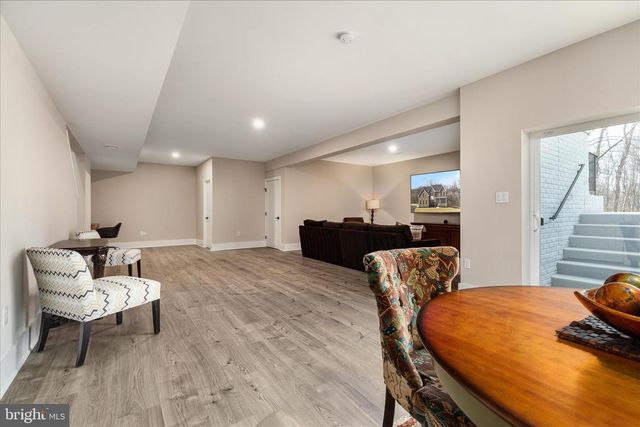 40452 WINDYHILL FARMS DR, Aldie, VA 20105