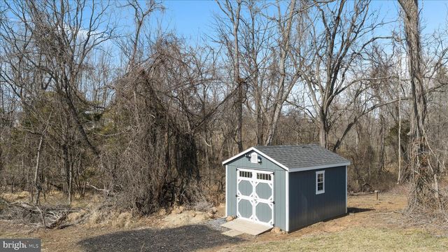 40452 WINDYHILL FARMS DR, Aldie, VA 20105