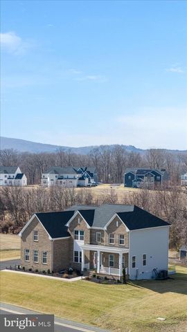 40452 WINDYHILL FARMS DR, Aldie, VA 20105