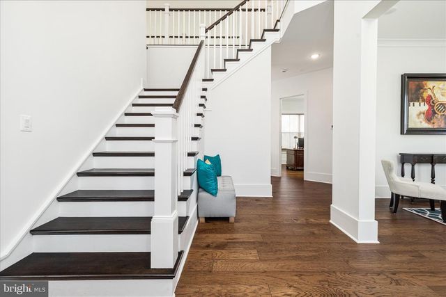 40452 WINDYHILL FARMS DR, Aldie, VA 20105