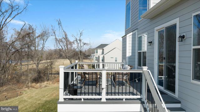 40452 WINDYHILL FARMS DR, Aldie, VA 20105