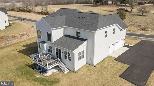 40452 WINDYHILL FARMS DR, Aldie, VA 20105