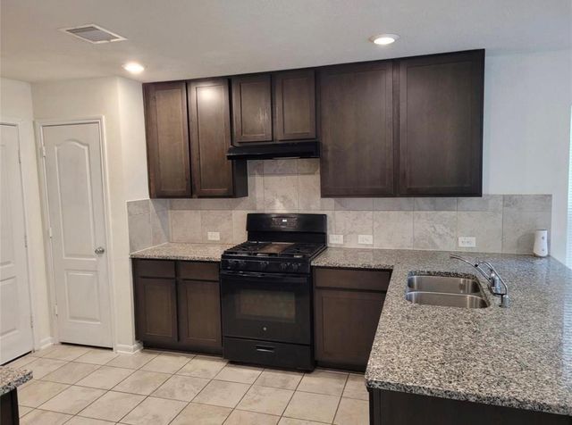 19307 Crosshill Court, Houston, TX 77073