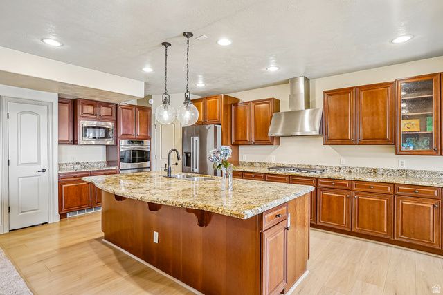 2184 E EAGLE CREST DR, Draper, UT 84020