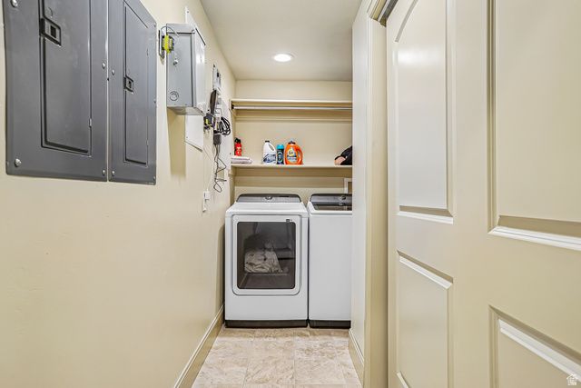 2184 E EAGLE CREST DR, Draper, UT 84020
