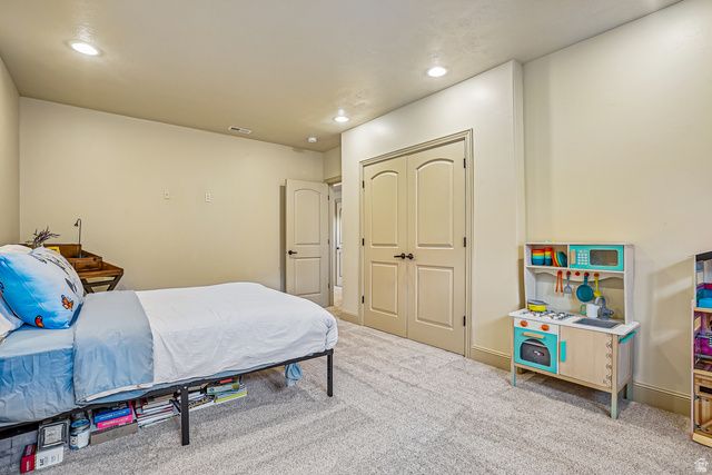 2184 E EAGLE CREST DR, Draper, UT 84020