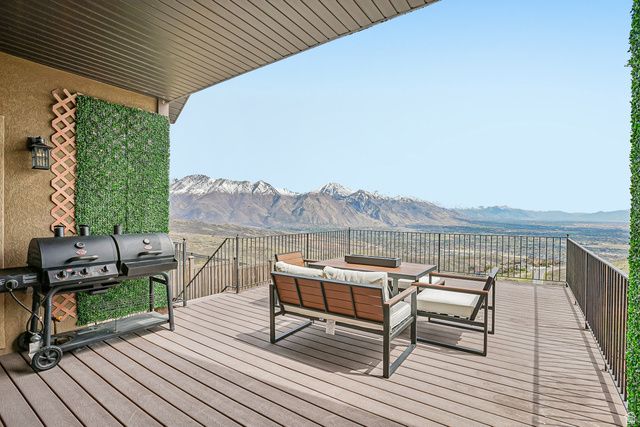 2184 E EAGLE CREST DR, Draper, UT 84020