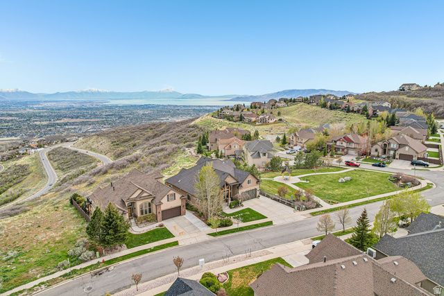 2184 E EAGLE CREST DR, Draper, UT 84020