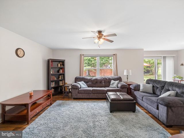 115 CLARION DR, Douglassville, PA 19518