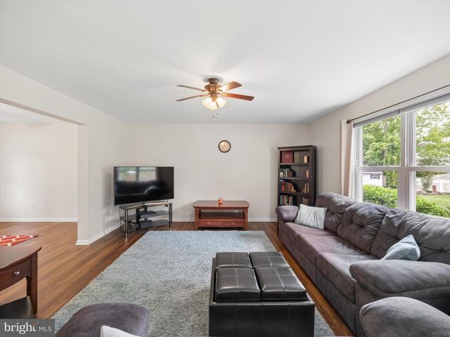 115 CLARION DR, Douglassville, PA 19518