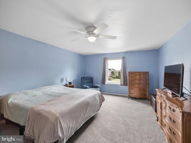 115 CLARION DR, Douglassville, PA 19518