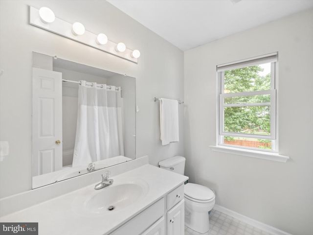 115 CLARION DR, Douglassville, PA 19518