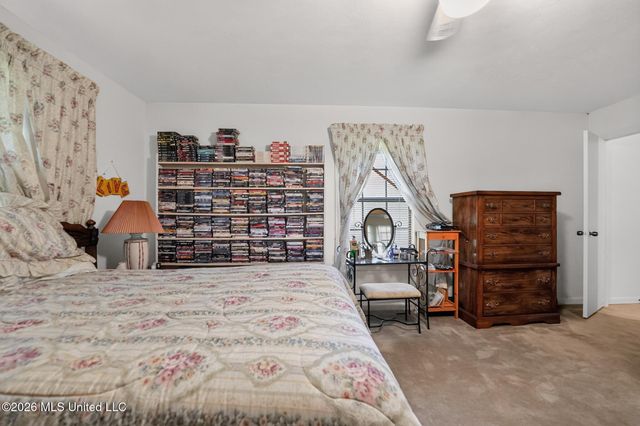 6077 N Mcraven Road, Jackson, MS 39209