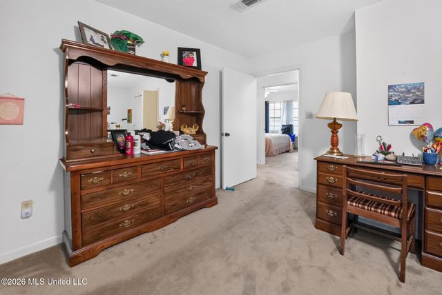 6077 N Mcraven Road, Jackson, MS 39209