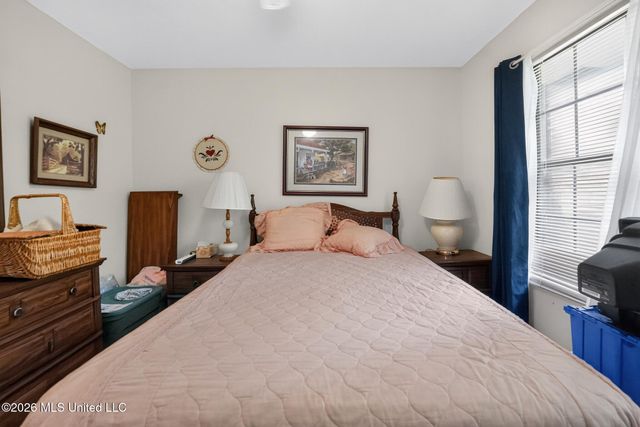 6077 N Mcraven Road, Jackson, MS 39209