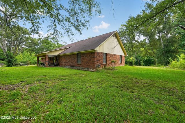 6077 N Mcraven Road, Jackson, MS 39209