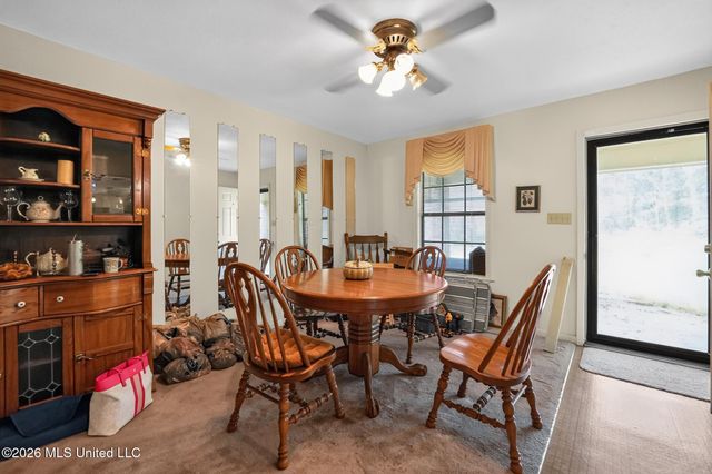 6077 N Mcraven Road, Jackson, MS 39209