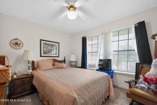 6077 N Mcraven Road, Jackson, MS 39209