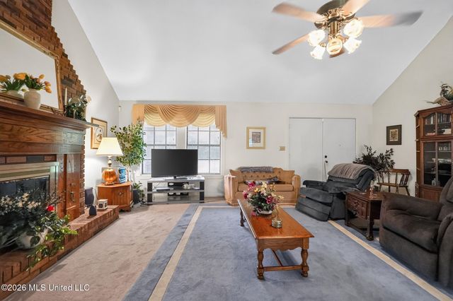 6077 N Mcraven Road, Jackson, MS 39209