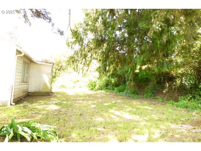511 9TH Ave, Coos Bay, OR 97420