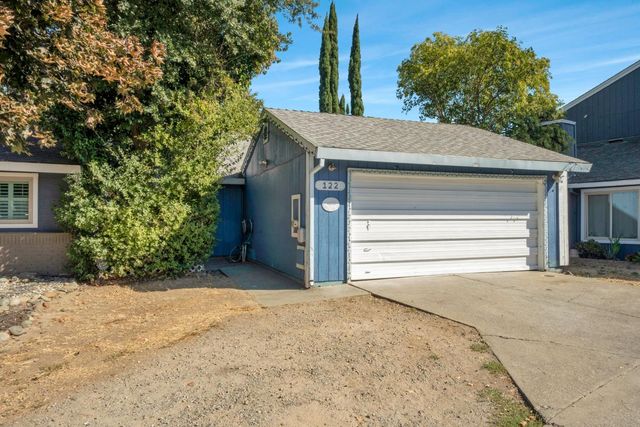 122 Saginaw Cir, Sacramento, CA 95833