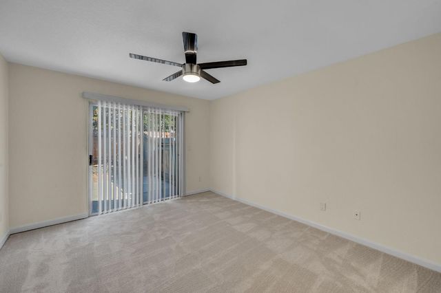 122 Saginaw Cir, Sacramento, CA 95833