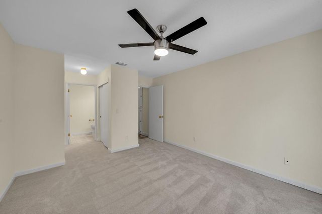 122 Saginaw Cir, Sacramento, CA 95833