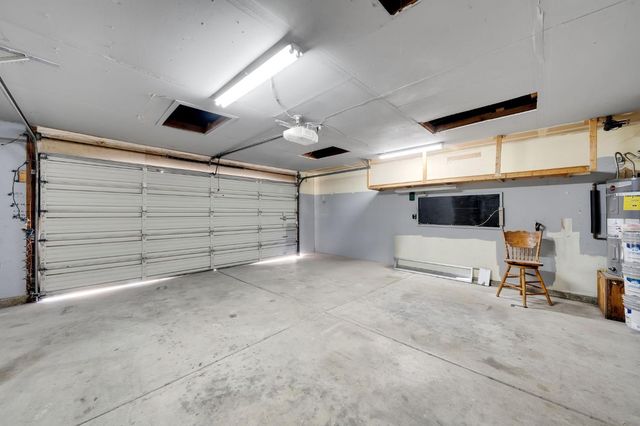 122 Saginaw Cir, Sacramento, CA 95833