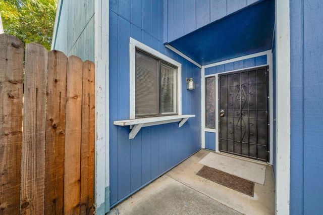 122 Saginaw Cir, Sacramento, CA 95833