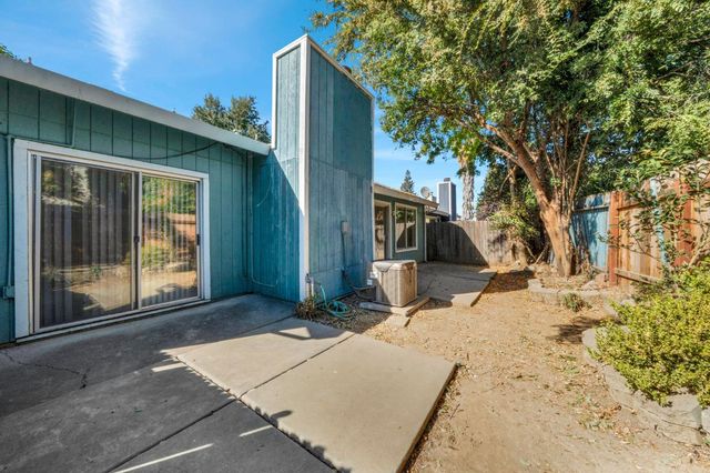 122 Saginaw Cir, Sacramento, CA 95833