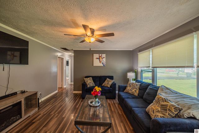 255 Seminole, Paducah, KY 42001