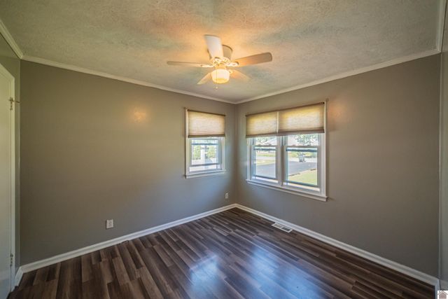 255 Seminole, Paducah, KY 42001