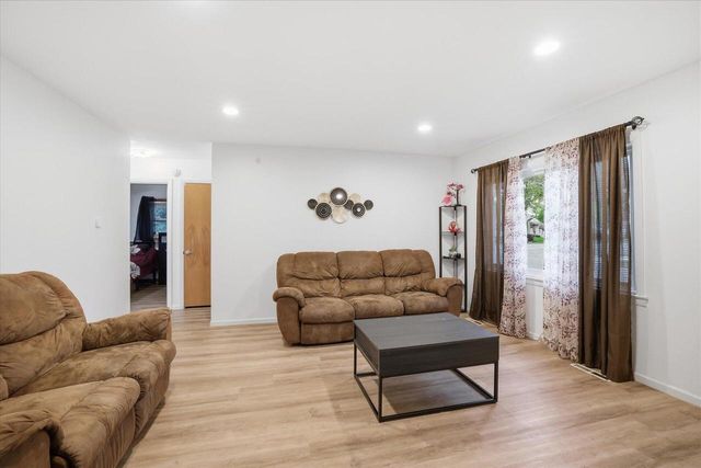6800 Ohio AVENUE, Milwaukee, WI 53219